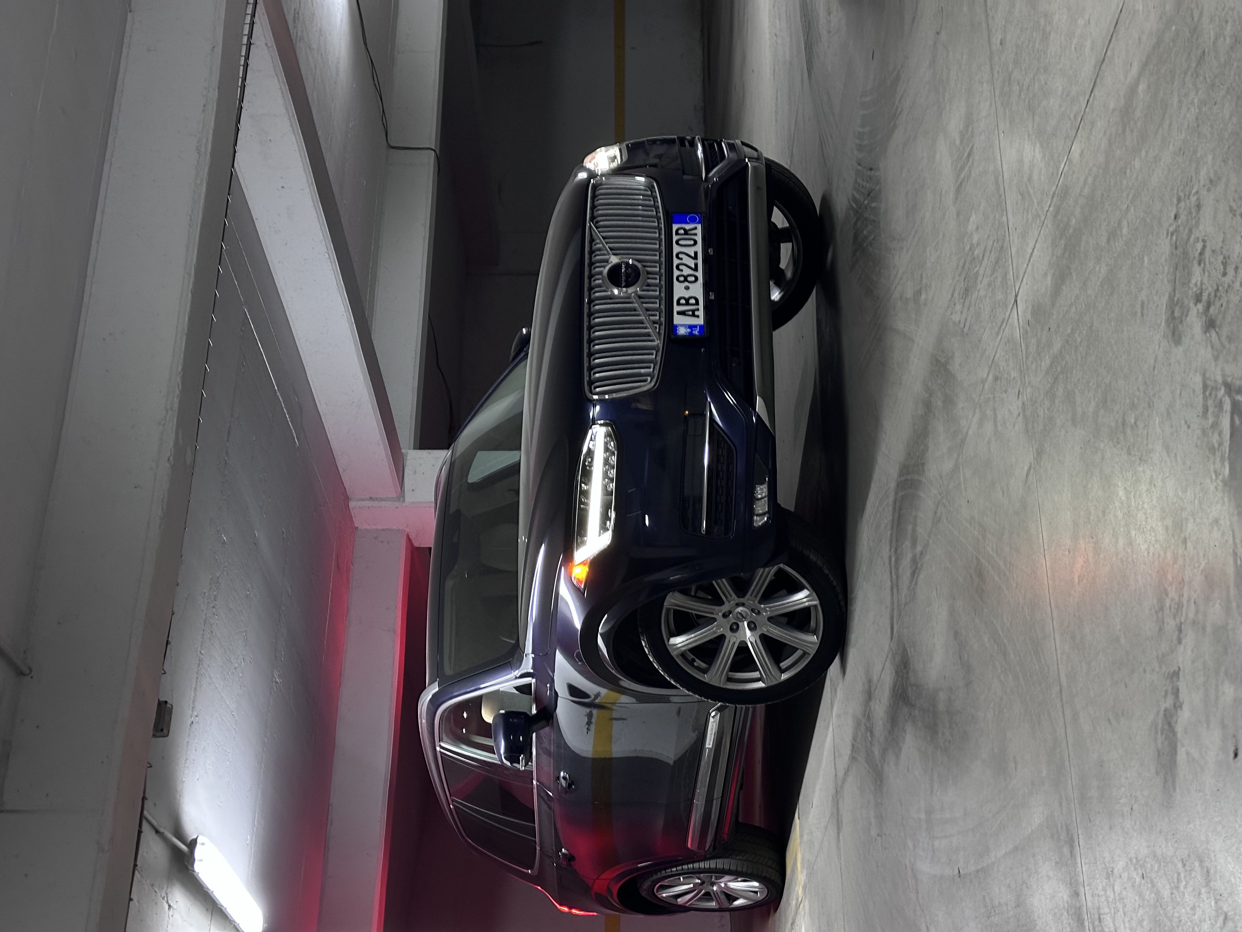 Volvo XC-90
