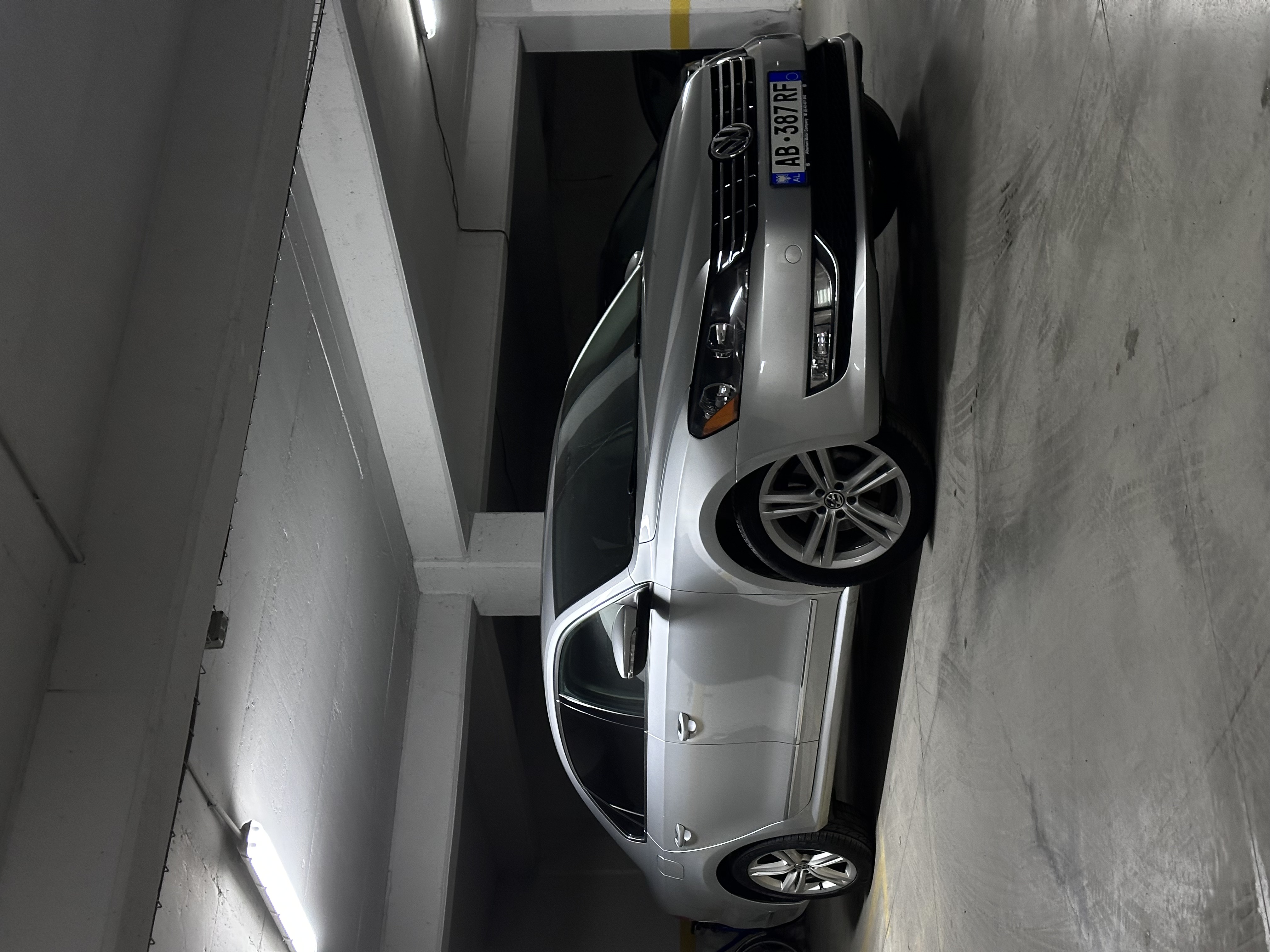 Volkswagen Passat SEL